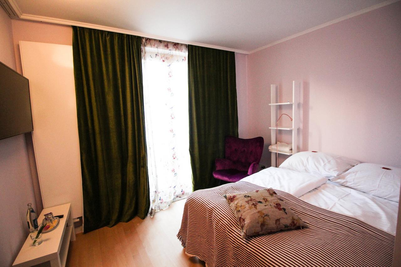 Das Kleine Hotel In Muenchen Екстериор снимка